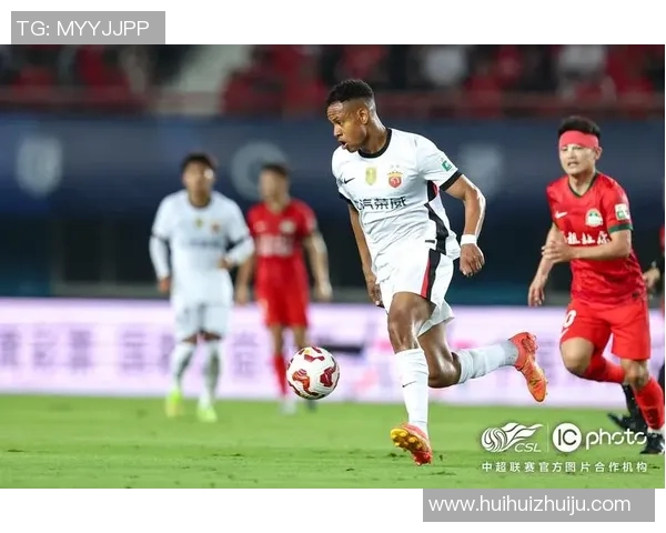 中超精彩对决：里昂与那不勒斯激战成和补时瞬间引发全场狂欢